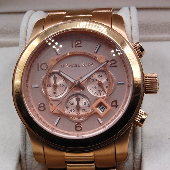 Michael Kors Runway Rose Gold Chronograph Quartz Watch MK-8096 (New Battery) - Picture 2 of 6